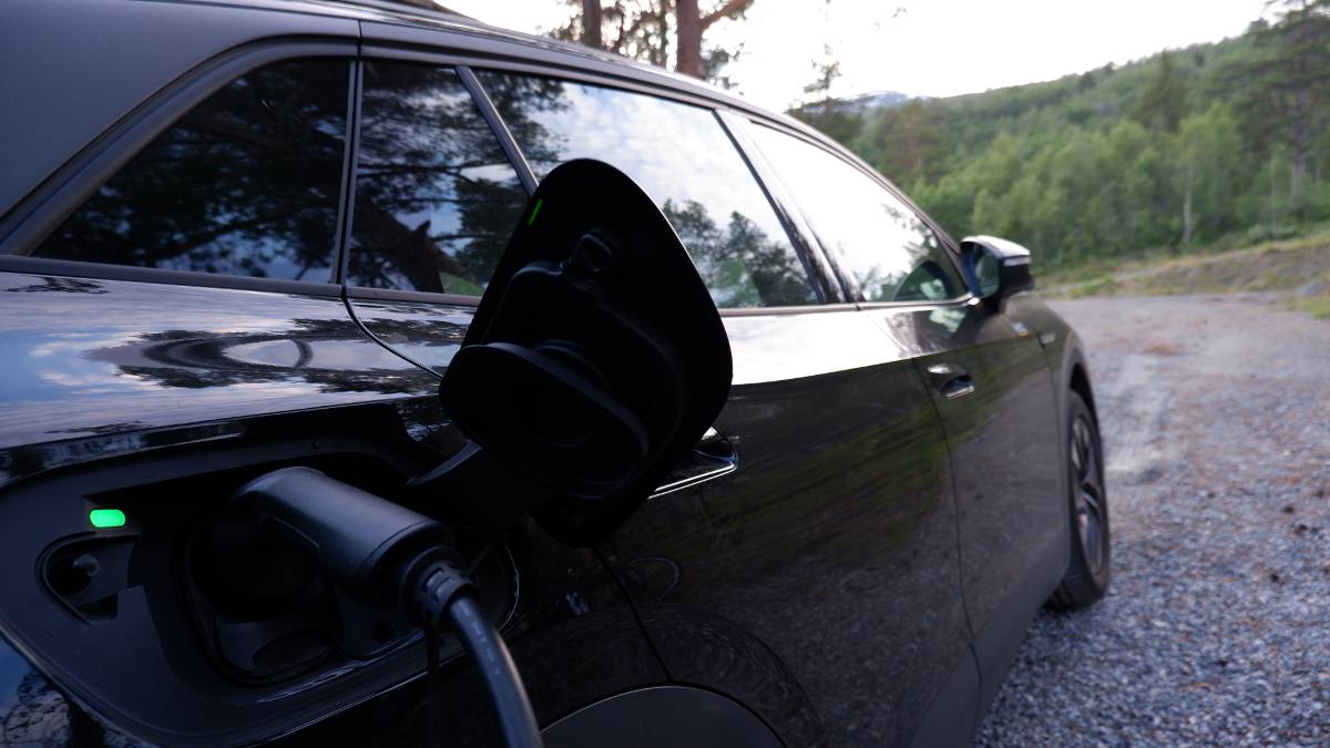 Alquilar coche eléctrico en Noruega