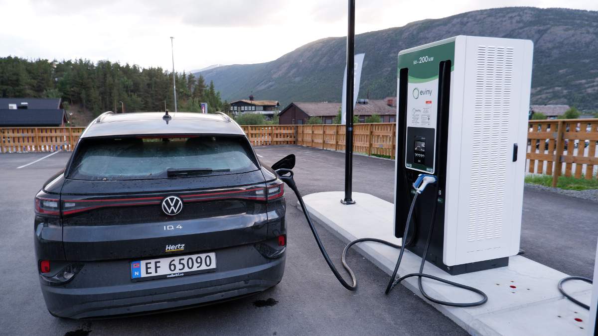Alquilar coche eléctrico en Noruega